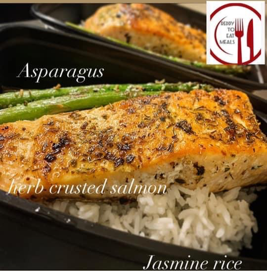 Salmon with jasmine rice and asparagus