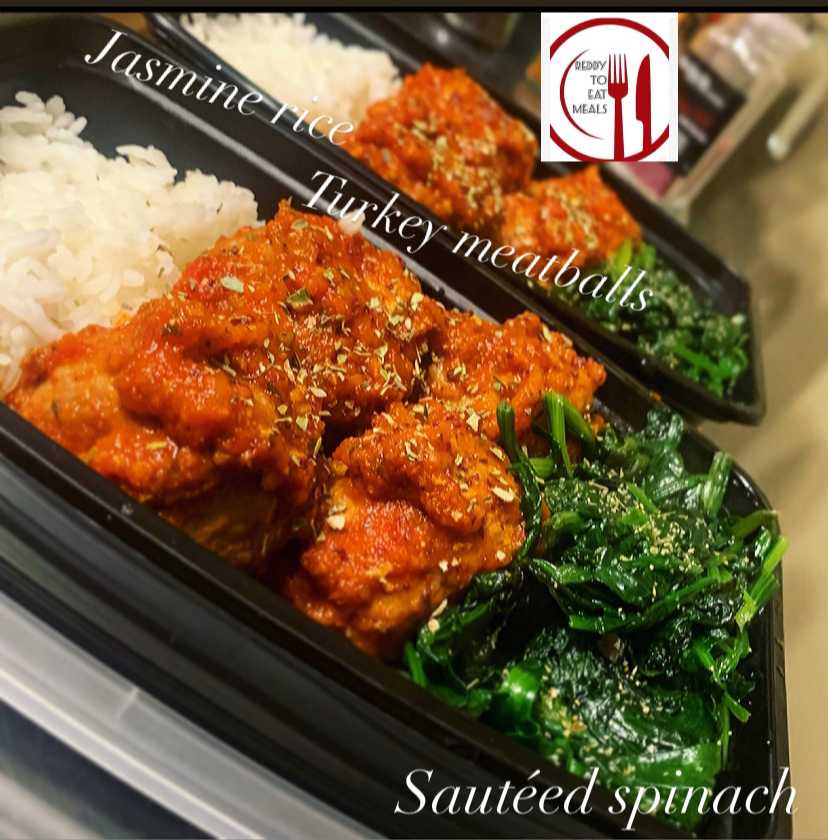 Turkey meatballs with rice and spinach